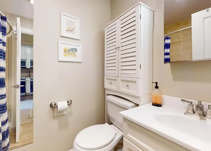 Dearborn Duplex L Sleeps 10 L Free Parking Hébergement de vacances