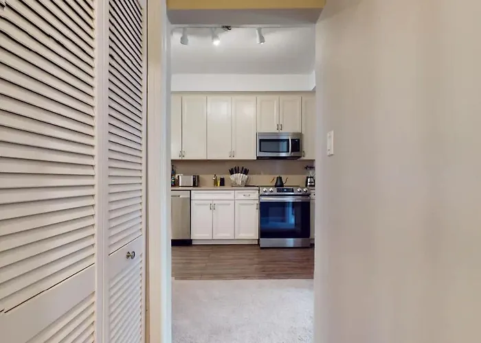 Hébergement de vacances Dearborn Duplex L Sleeps 10 L Free Parking Chicago