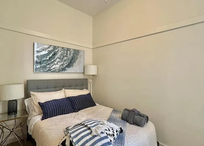 Dearborn Duplex L Sleeps 10 L Free Parking Hébergement de vacances Chicago